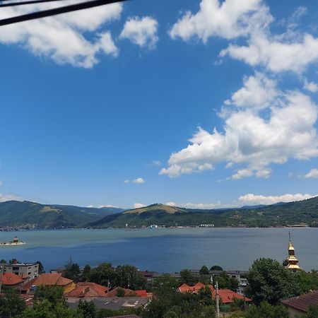 Casa Dalys Hotel Orşova Екстериор снимка