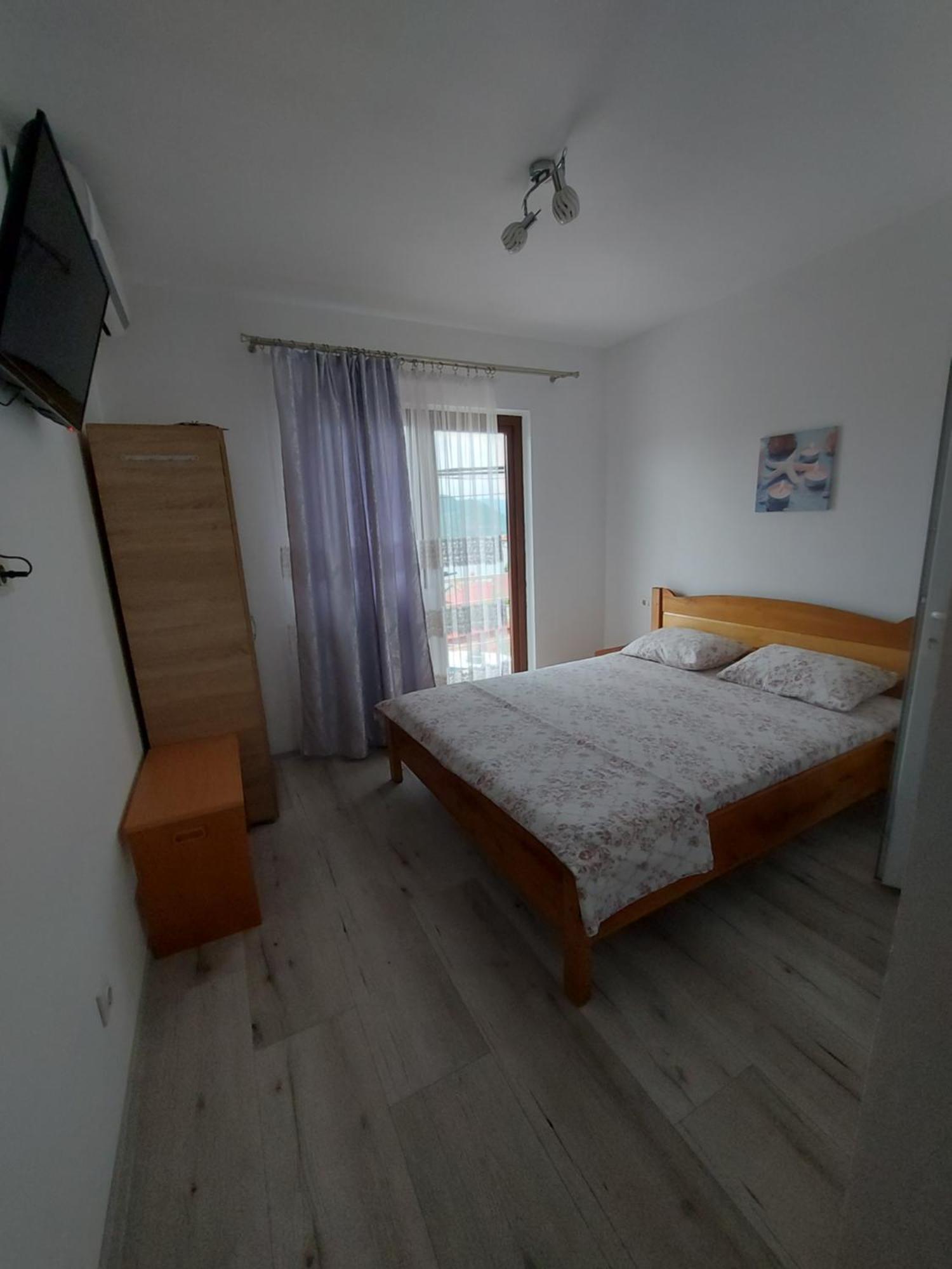 Casa Dalys Hotel Orşova Екстериор снимка