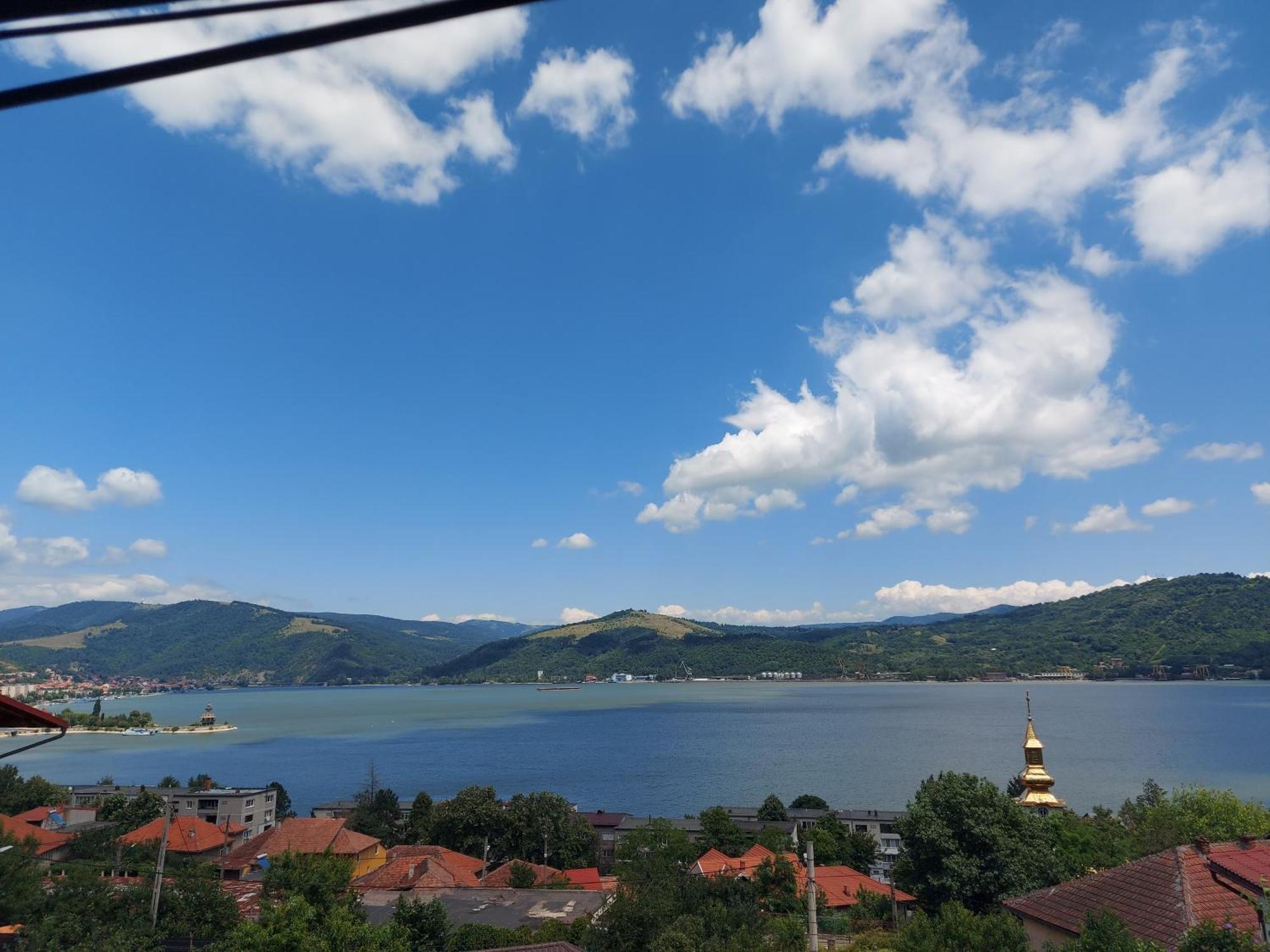Casa Dalys Hotel Orşova Екстериор снимка